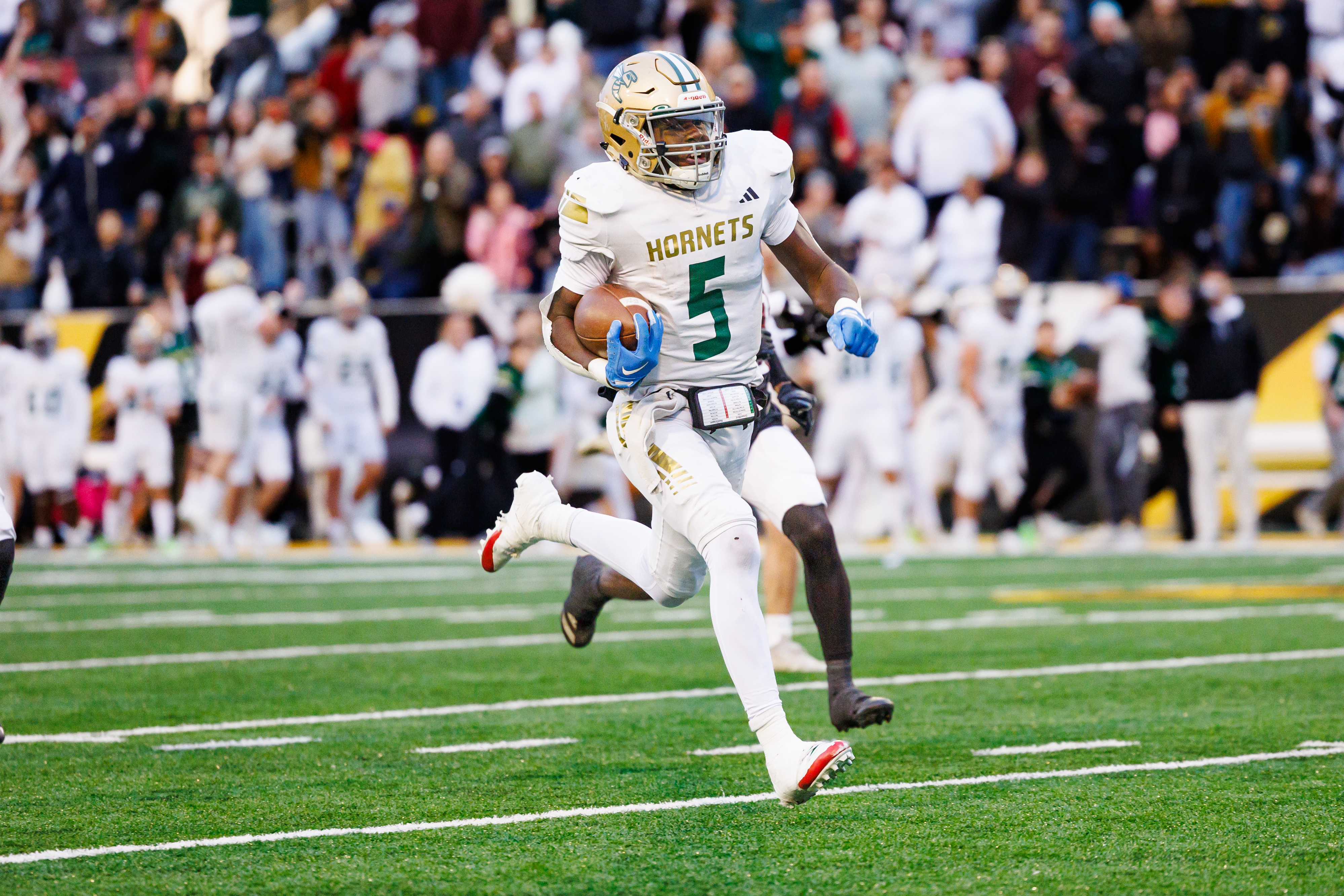 Poplarville's Ty Keys scored two touchdowns in the Hornets' win.